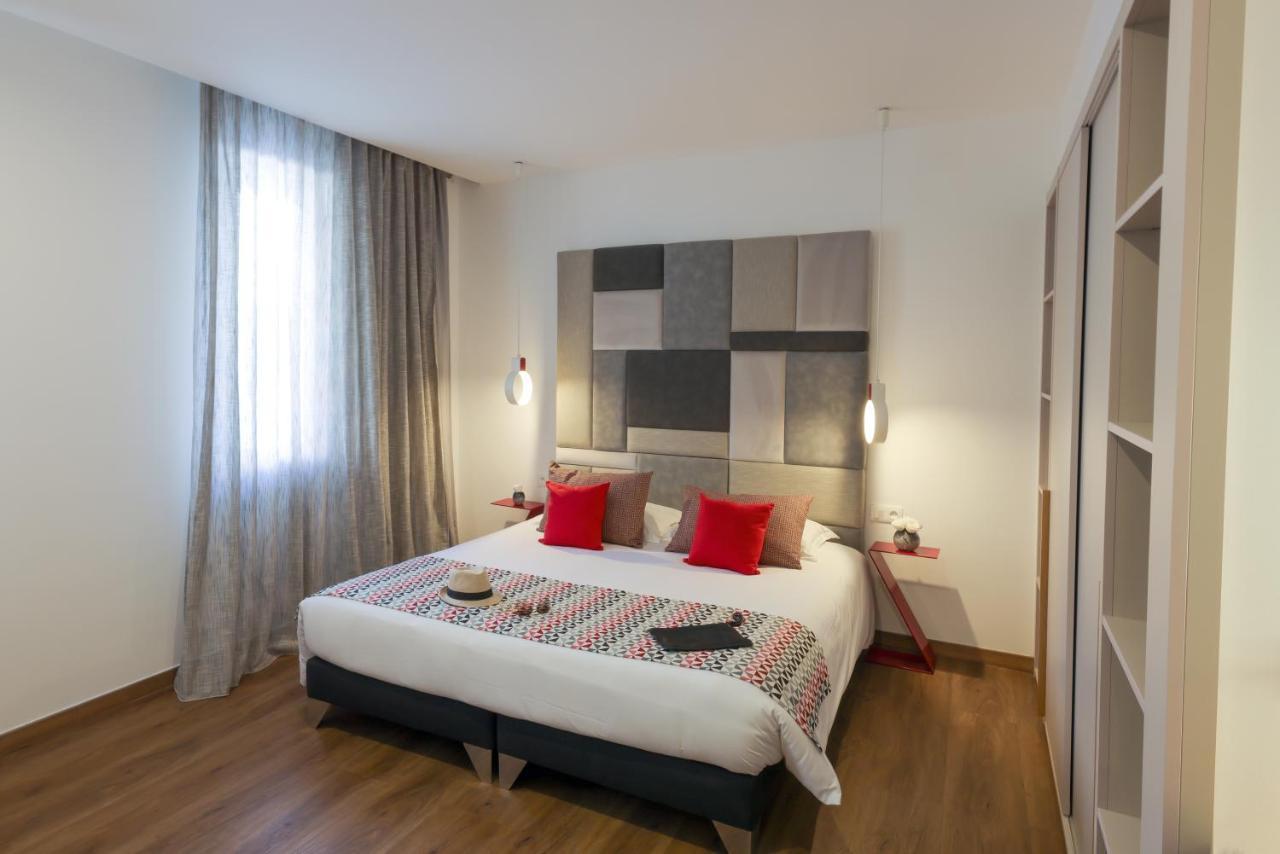 Hotel Mediterranee กาลวี ภายนอก รูปภาพ