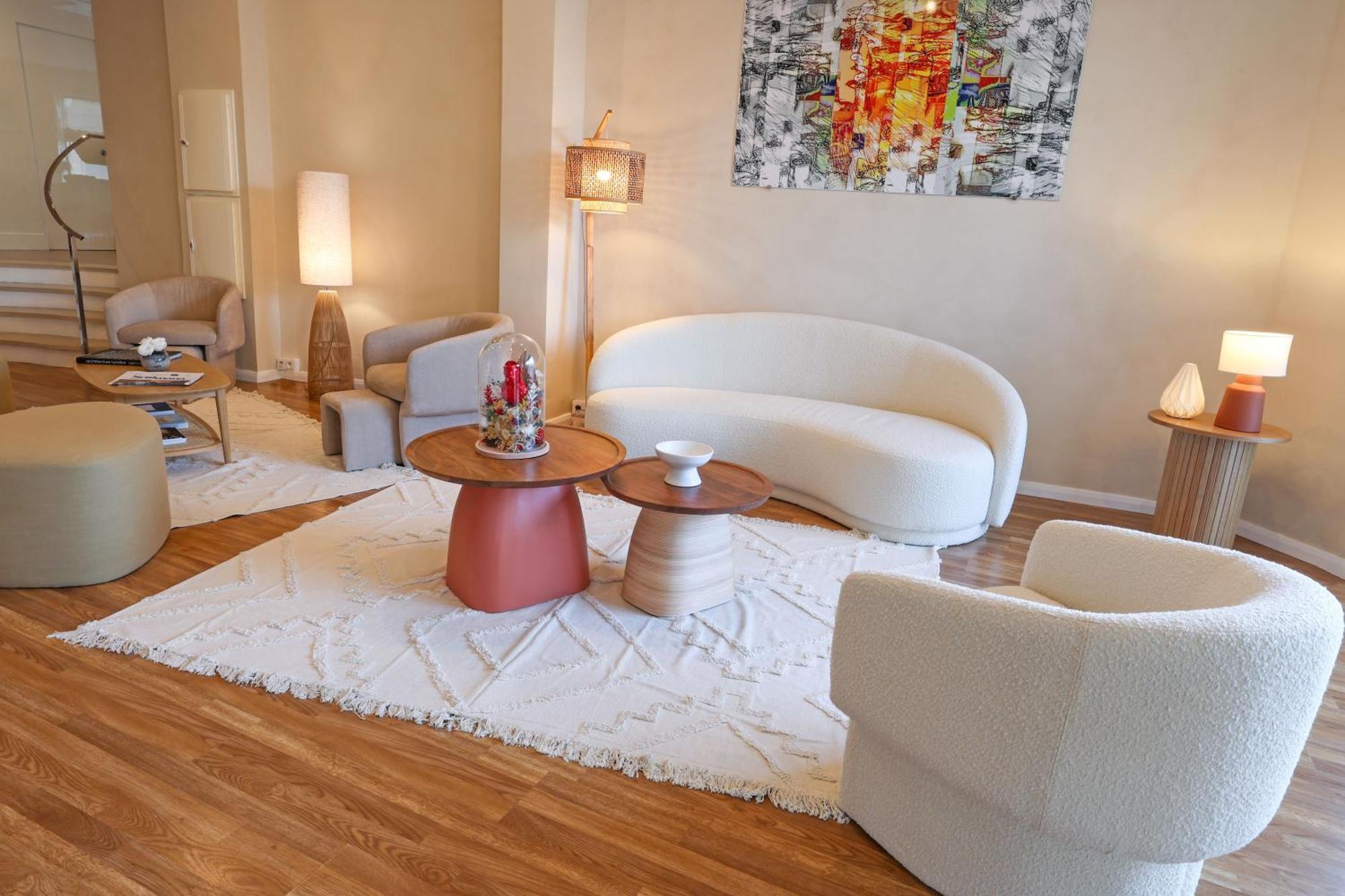 Hotel Mediterranee กาลวี ภายนอก รูปภาพ