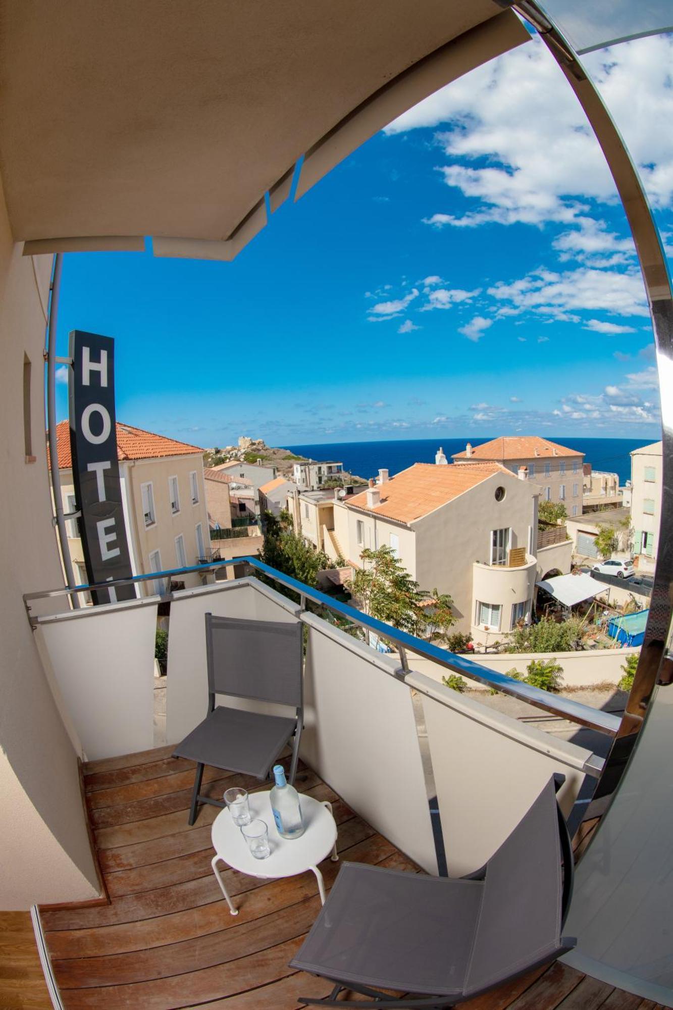 Hotel Mediterranee กาลวี ภายนอก รูปภาพ